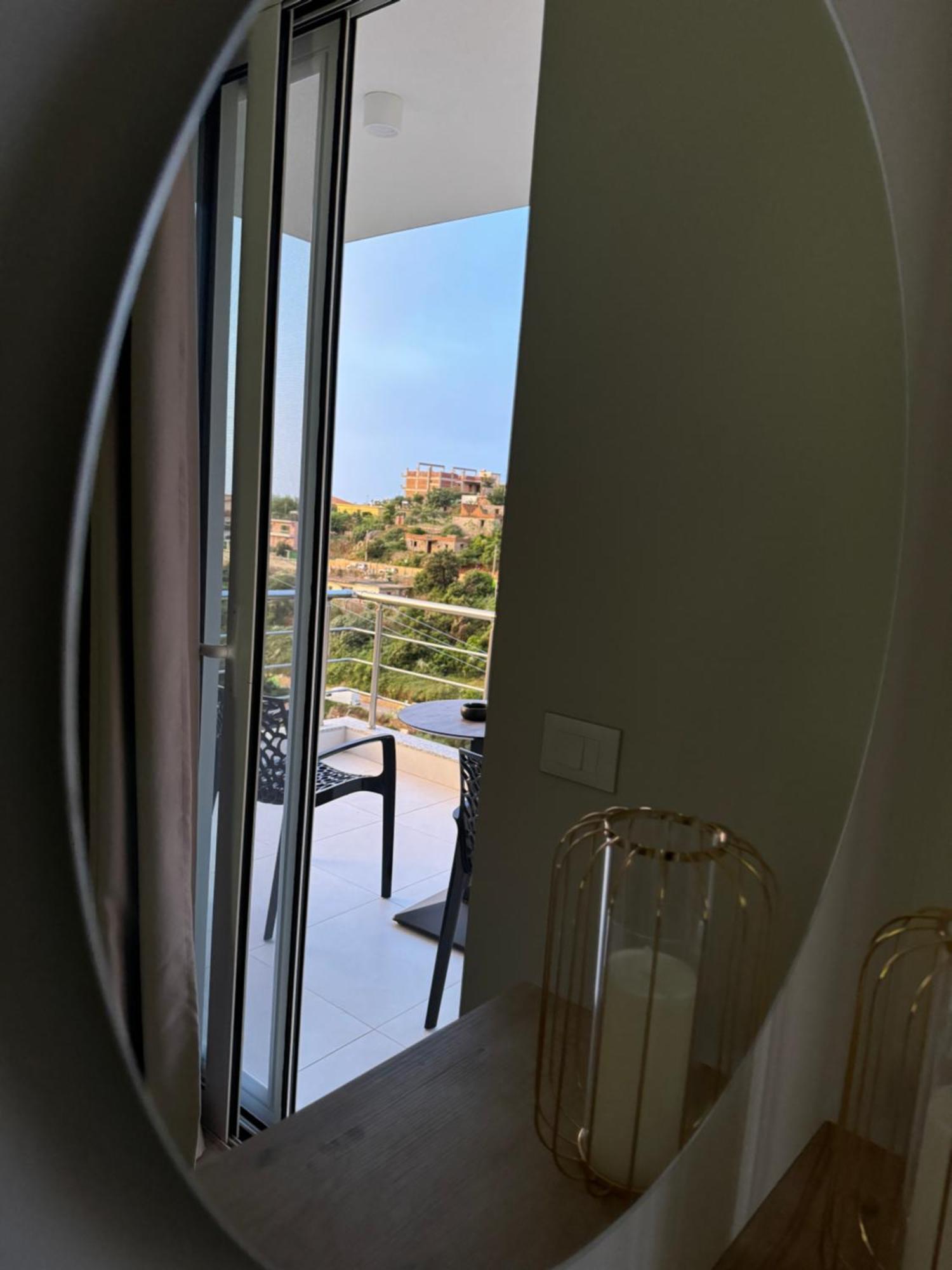 Ion Rooms Himarë Exterior foto